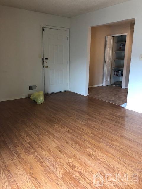 Building Photo - 487 Witney Ct