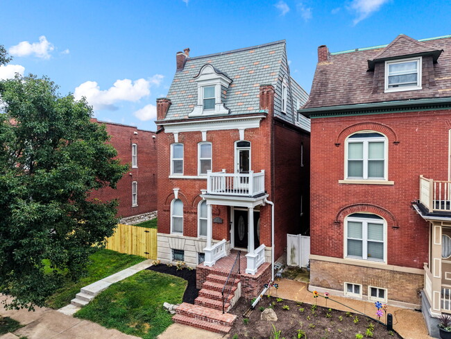 Building Photo - 2722 Armand Pl