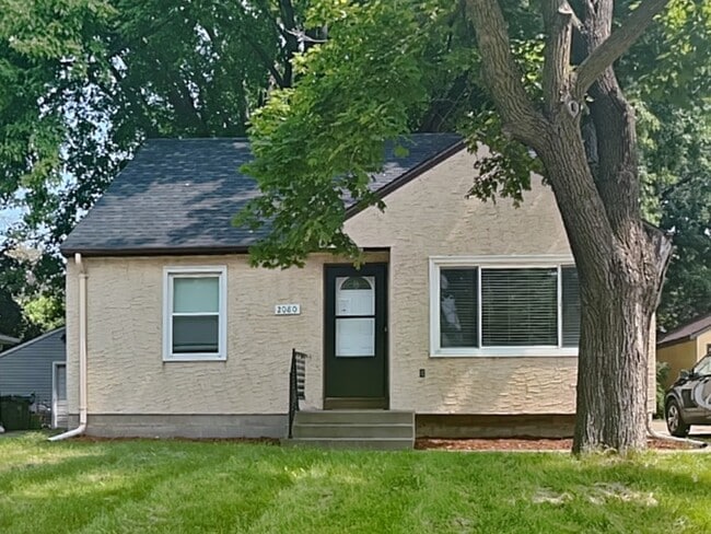 Building Photo - 2080 McKnight Rd N