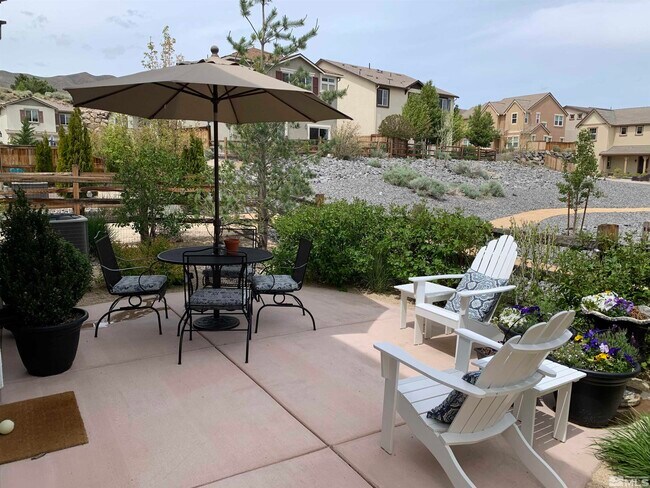 Foto del edificio - 1832 Star Bright Way