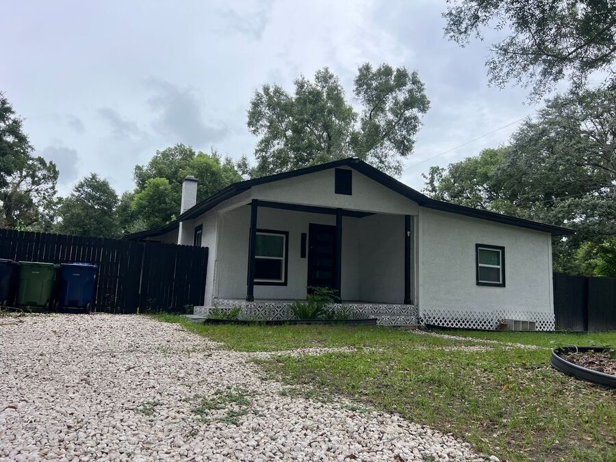 Foto principal - 9602 N 11th St