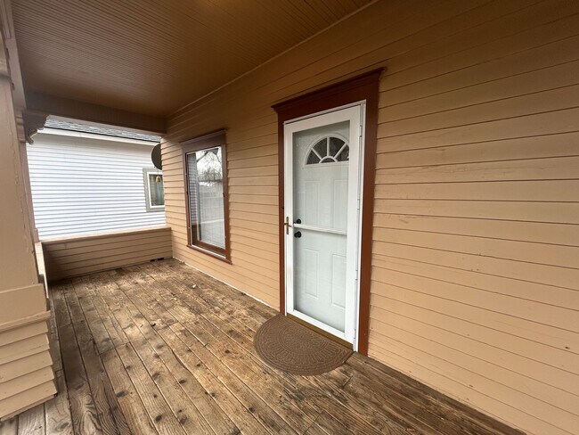 Foto del edificio - 2 Bedroom Home Near Downtown Ellensburg