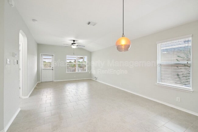 Building Photo - 14046 Cremello Fls