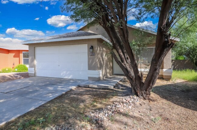Building Photo - Tucson, AZ - Single-Family - $1,945.00