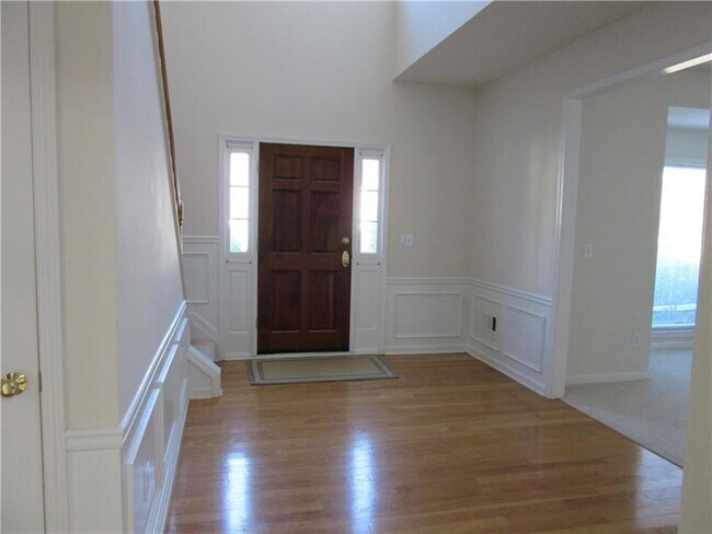 Foto del edificio - 11030 Glenbarr Dr