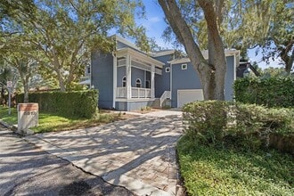 Building Photo - 5812 Bayshore Blvd