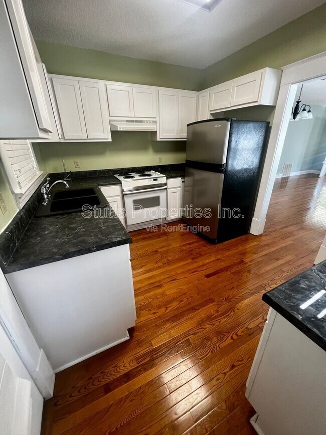 Foto del edificio - 209 Mattielou St