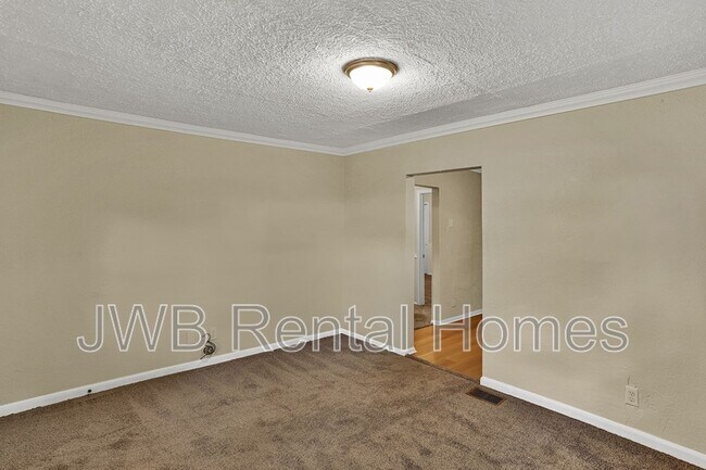 Foto del edificio - 2906 W 12th St
