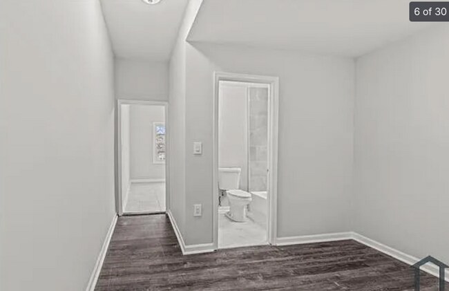 Foto del edificio - Modern 6-Bedroom Home in North Philadelphia