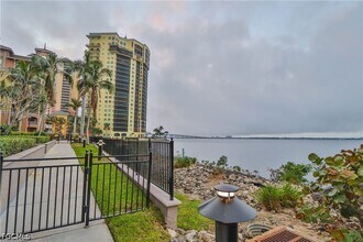 Building Photo - 2825 Palm Beach Blvd