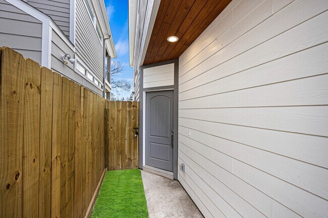 Foto del edificio - 4512 Noble St