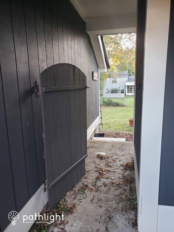 Building Photo - 5239 Columbine Court, Columbus, OH, 43230