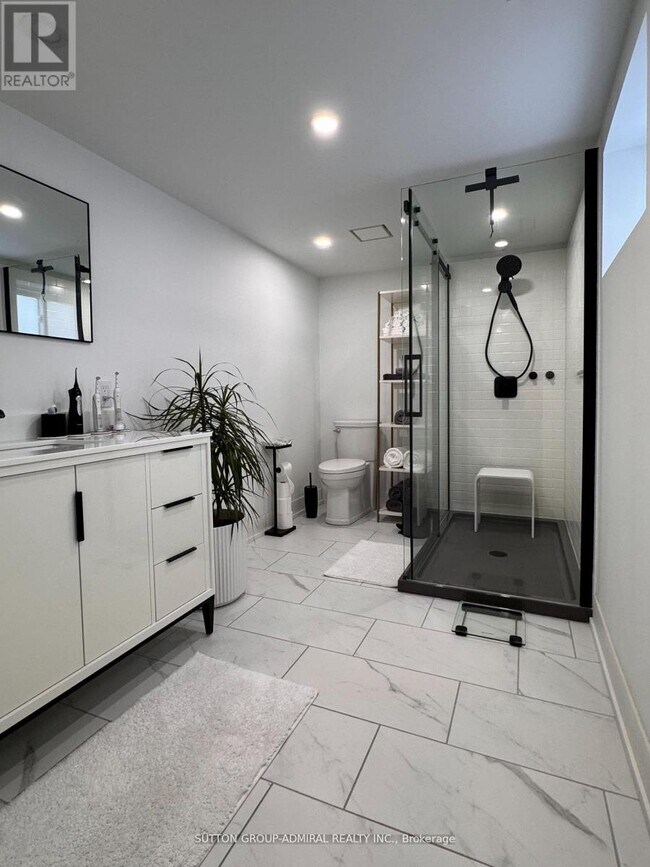 Photo du bâtiment - 6 Frankfort Ave