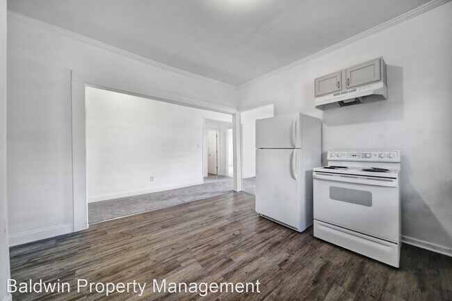 Building Photo - 3 br, 2 bath House - 113 RIDGE CIRCLE