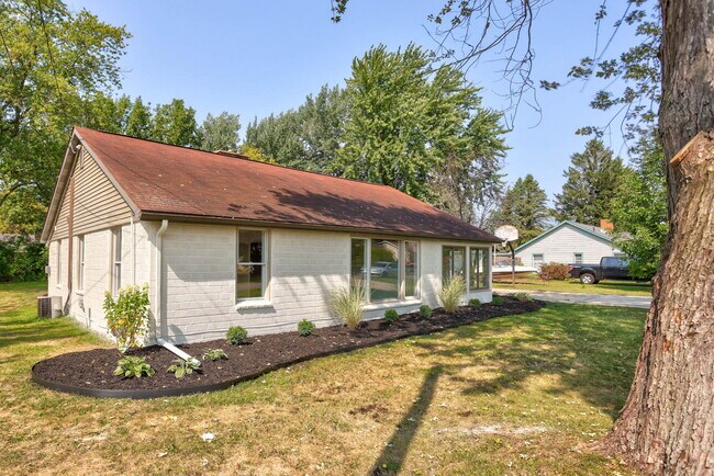 Foto del edificio - 7925 Otto St