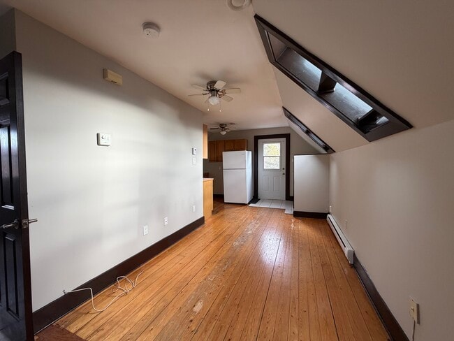 Building Photo - Apartment for Rent