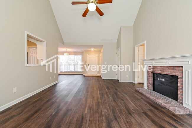 Foto del edificio - 3431 Hollow Oak Dr
