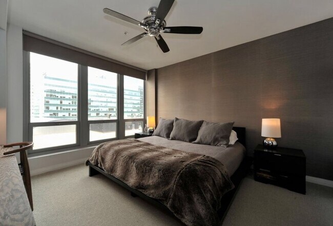 Foto del edificio - 565 W Quincy St