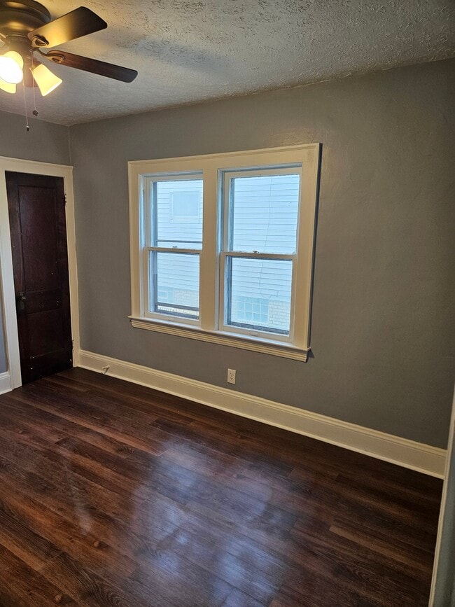 Building Photo - 14014 Edgewood Ave