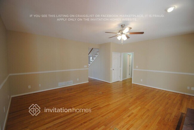Foto del edificio - 5831 Bayside Ct