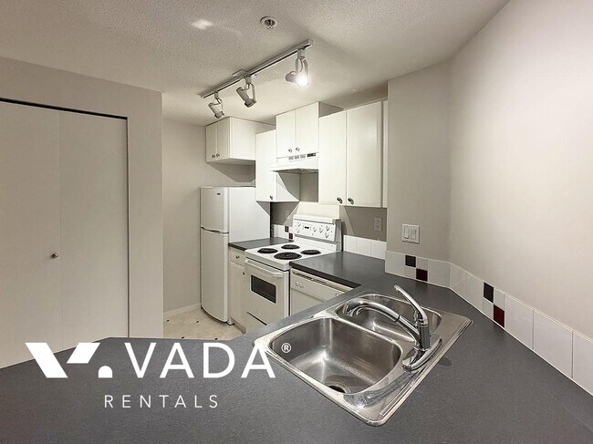 Building Photo - Carmel in Highgate 1 Bedroom Apartment Rental 309-6833 Village Green Burnaby: VADAPM.com