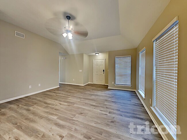 Foto del edificio - 316 Pine Ridge Ln