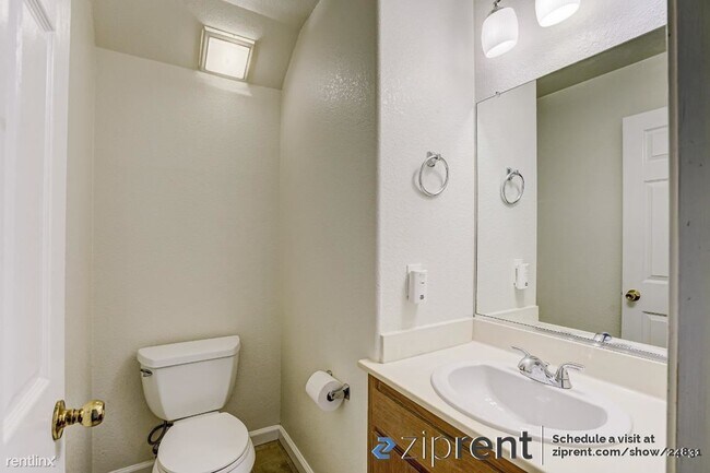 Building Photo - 3 br, 2.5 bath House - 734 Jefferson St, P...