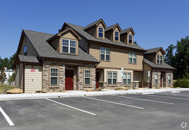 Building Photo - Pickett Square Townhomes