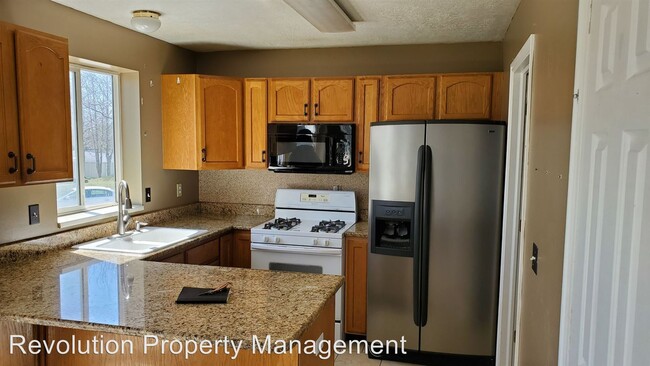 Building Photo - 6 br, 2 bath House - 2297 West 1700 South
