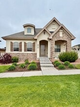 Building Photo - 9916 Wolf Lake Drive