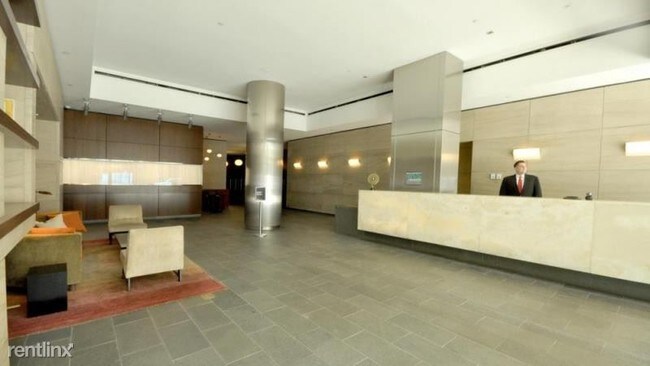 Building Photo - 455 W 37th St