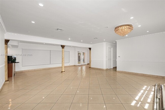 Foto del edificio - 2545 NE 207th St