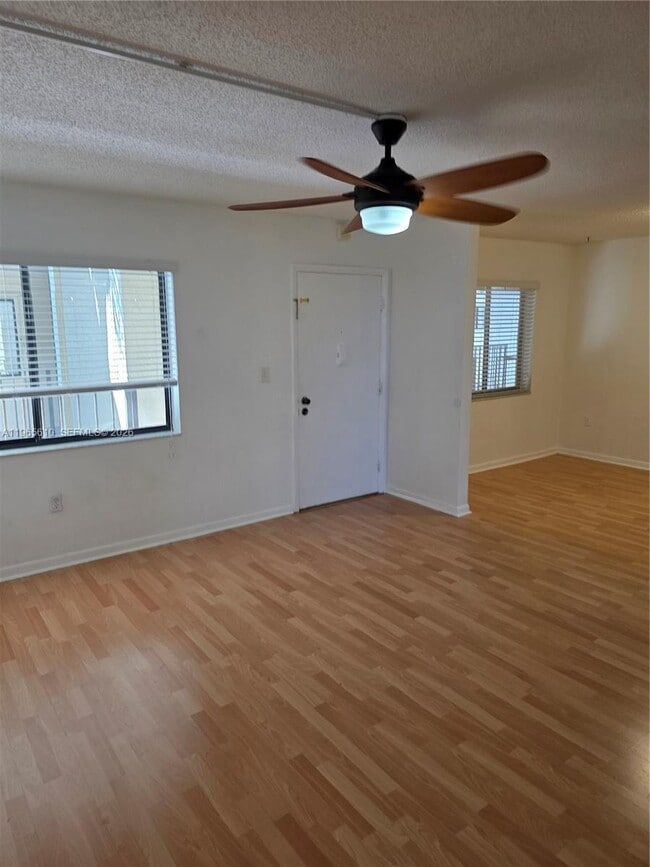 Building Photo - 8065 SW 107th Ave