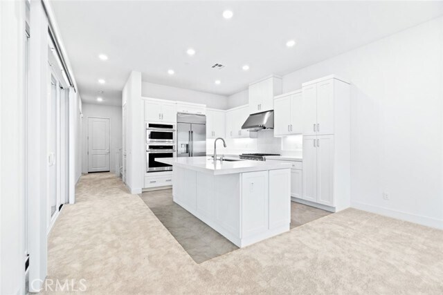 Building Photo - 374 Baluster