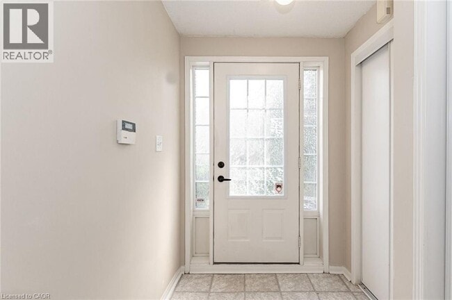 Building Photo - 2367 Sutton Dr