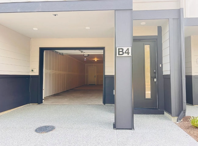 Building Photo - 14707 87th Ave SE