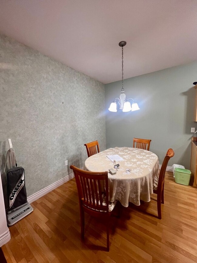 Building Photo - Cozy 2Bd 2Ba El Dorado Condo in Bellingham...