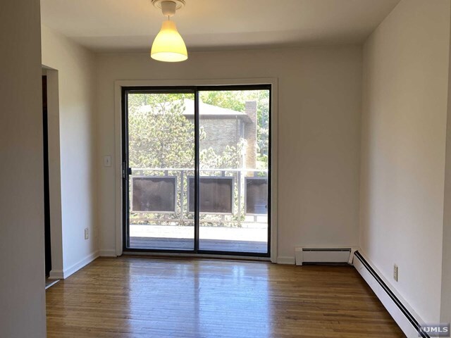 Foto del edificio - 102 Bellgrove Dr