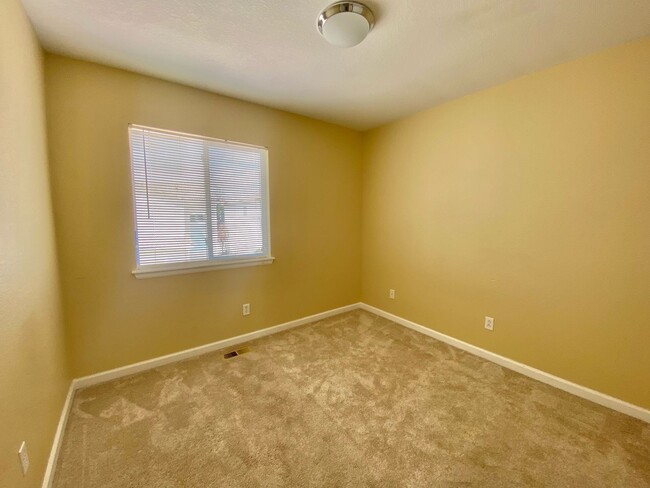 Building Photo - Green Valley Ranch Home for Rent!