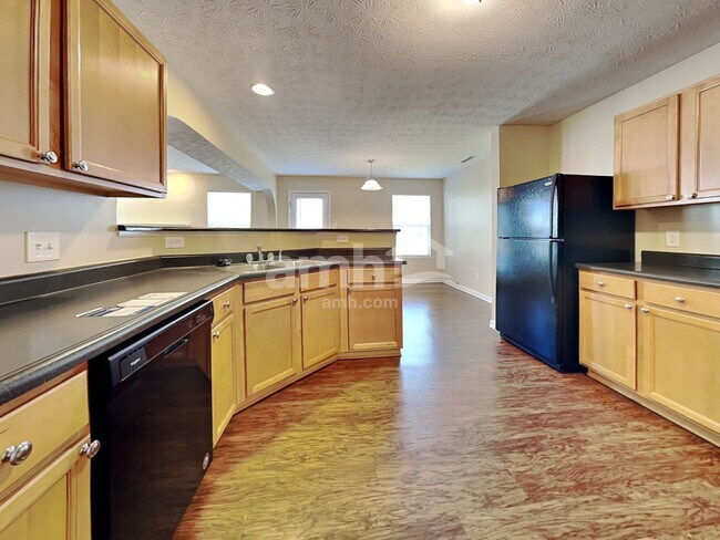 Building Photo - 5899 Brookstone Drive