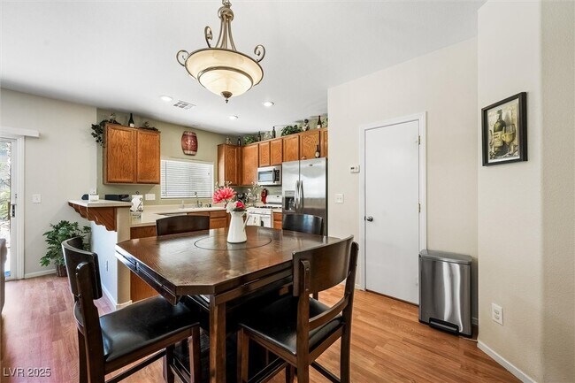 Building Photo - 10389 Calypso Cave St