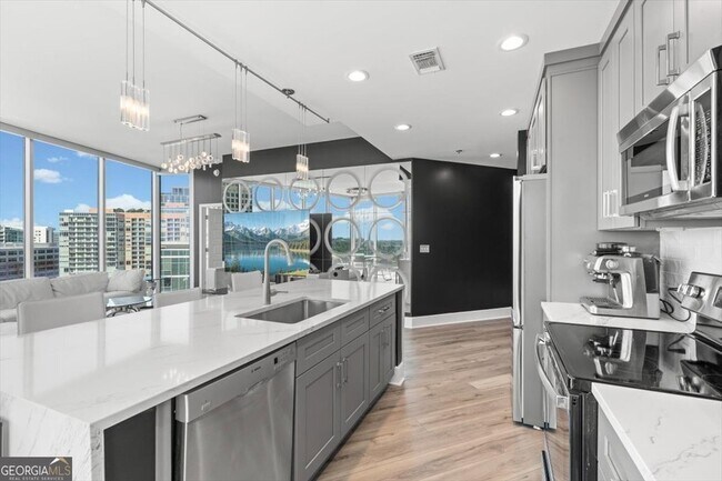 Foto del edificio - 1080 Peachtree St NE