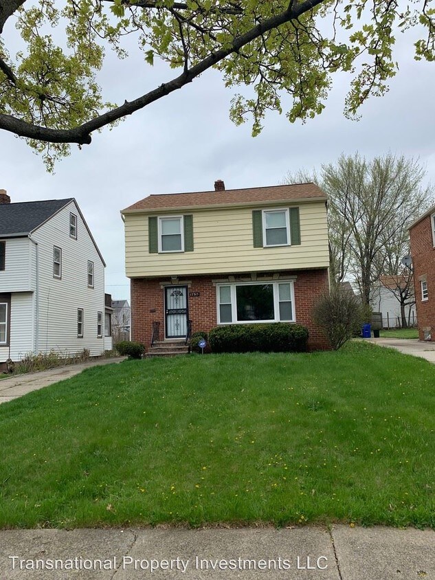 Primary Photo - 3 br, 1.5 bath House - 17315 Throckley Ave.