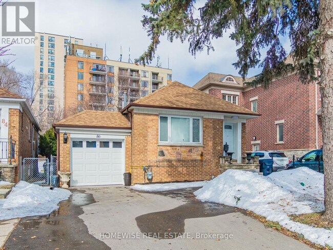 Photo du bâtiment - 86 Fairleigh Crescent