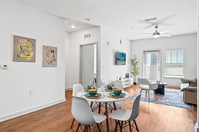 Building Photo - 14531 Star Water Rd