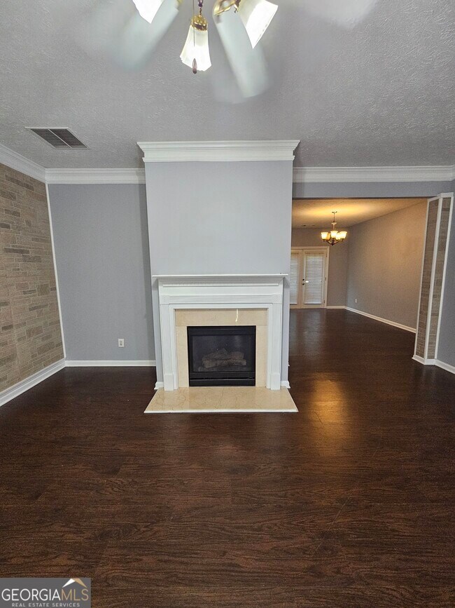 Foto del edificio - 1243 Blairs Pointe Dr SW