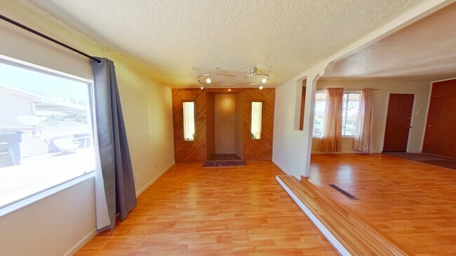 Foto del edificio - 3759 La Plaza Dr NW