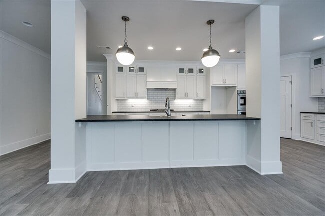 Building Photo - 3421 Galaxy Cir