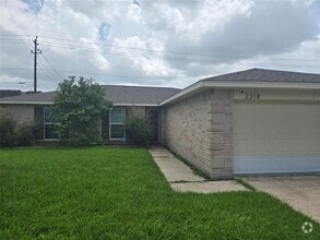 Building Photo - 2318 Green Valley Dr