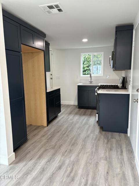 Building Photo - 433 Arcade Dr